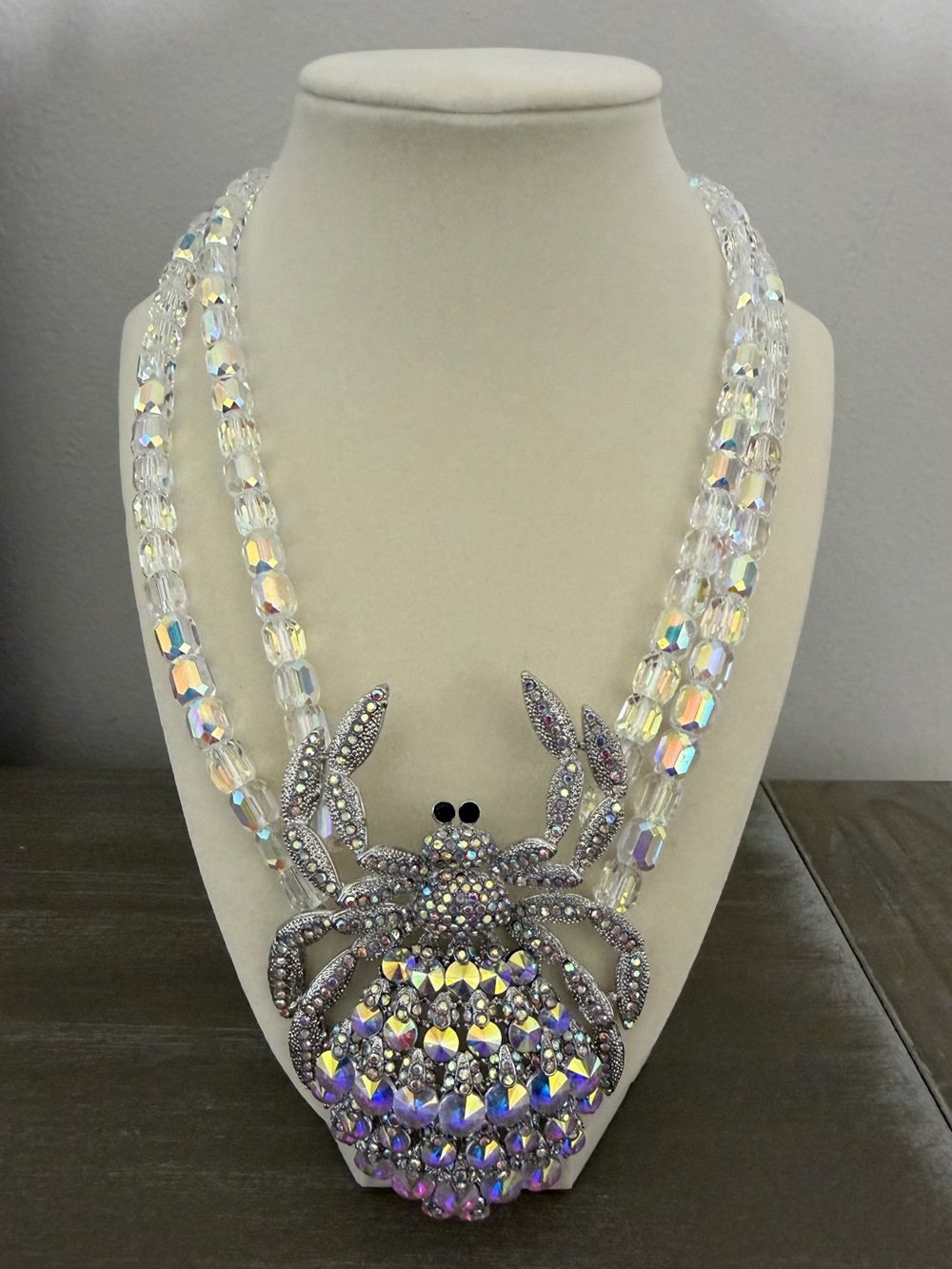 Eye Candy Iridescent Crystal Spider Statement Necklace Halloween - Picture 3 of 7